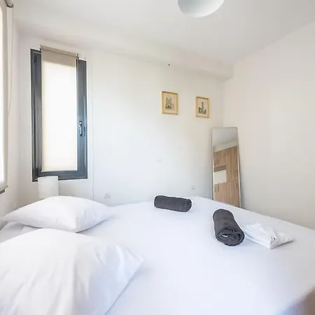 Zen-calm, Pagrati Apartment